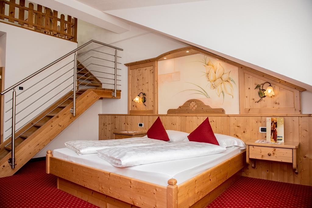 Loewe Dolomites Otel San Candido Dış mekan fotoğraf